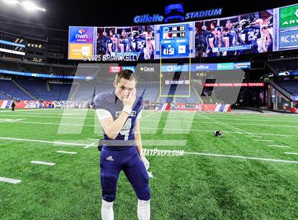 Thumbnail 3 in Cohasset vs Amesbury (MIAA Division 7 Final) photogallery.