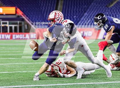Thumbnail 2 in Cohasset vs Amesbury (MIAA Division 7 Final) photogallery.