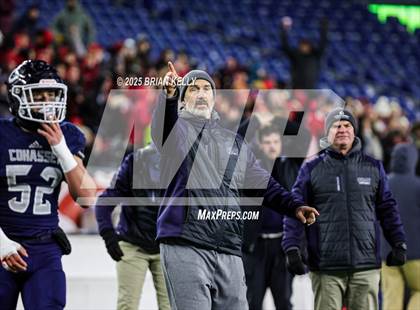 Thumbnail 2 in Cohasset vs Amesbury (MIAA Division 7 Final) photogallery.