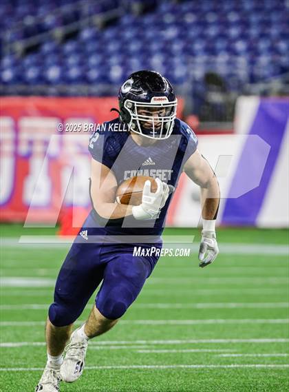 Thumbnail 1 in Cohasset vs Amesbury (MIAA Division 7 Final) photogallery.