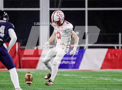 Thumbnail 3 in Cohasset vs Amesbury (MIAA Division 7 Final) photogallery.