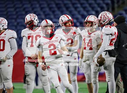 Thumbnail 3 in Cohasset vs Amesbury (MIAA Division 7 Final) photogallery.