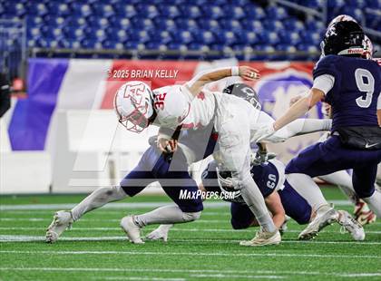 Thumbnail 1 in Cohasset vs Amesbury (MIAA Division 7 Final) photogallery.