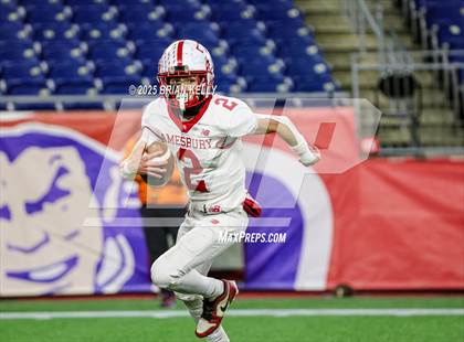 Thumbnail 1 in Cohasset vs Amesbury (MIAA Division 7 Final) photogallery.