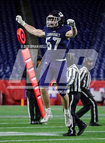 Thumbnail 1 in Cohasset vs Amesbury (MIAA Division 7 Final) photogallery.
