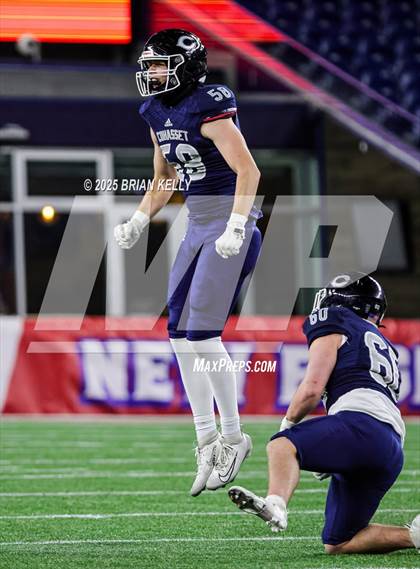 Thumbnail 3 in Cohasset vs Amesbury (MIAA Division 7 Final) photogallery.