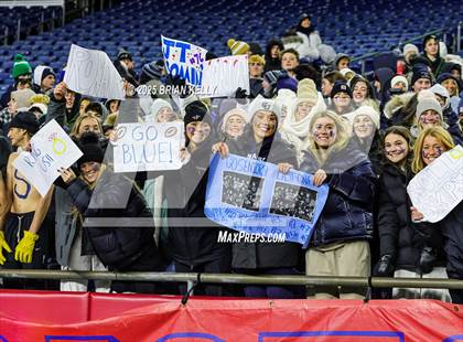 Thumbnail 3 in Cohasset vs Amesbury (MIAA Division 7 Final) photogallery.