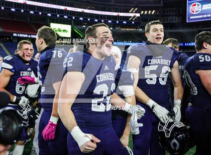 Thumbnail 3 in Cohasset vs Amesbury (MIAA Division 7 Final) photogallery.