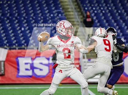 Thumbnail 3 in Cohasset vs Amesbury (MIAA Division 7 Final) photogallery.