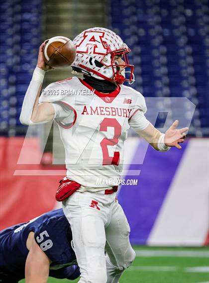 Thumbnail 3 in Cohasset vs Amesbury (MIAA Division 7 Final) photogallery.