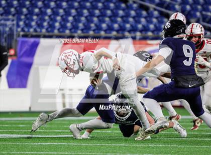 Thumbnail 2 in Cohasset vs Amesbury (MIAA Division 7 Final) photogallery.