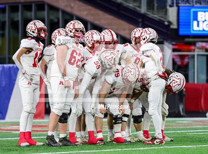 Thumbnail 2 in Cohasset vs Amesbury (MIAA Division 7 Final) photogallery.