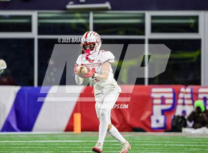 Thumbnail 2 in Cohasset vs Amesbury (MIAA Division 7 Final) photogallery.