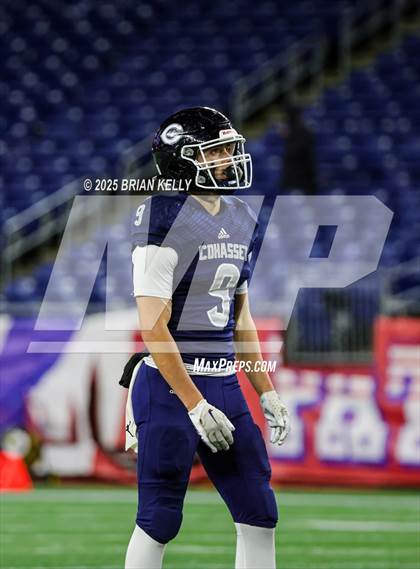 Thumbnail 2 in Cohasset vs Amesbury (MIAA Division 7 Final) photogallery.