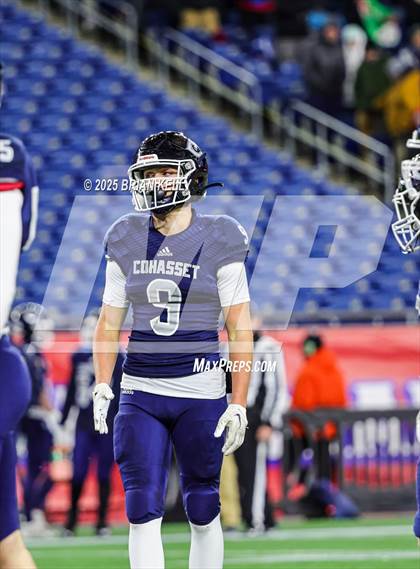 Thumbnail 1 in Cohasset vs Amesbury (MIAA Division 7 Final) photogallery.