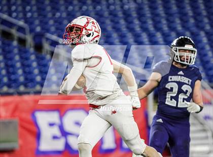 Thumbnail 3 in Cohasset vs Amesbury (MIAA Division 7 Final) photogallery.