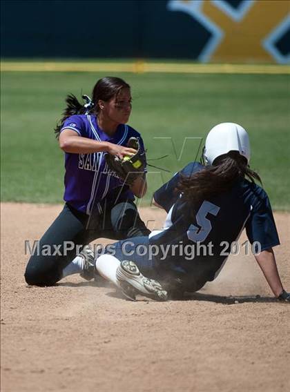 Thumbnail 2 in Santana vs University City (CIF SDS D3 Final) photogallery.