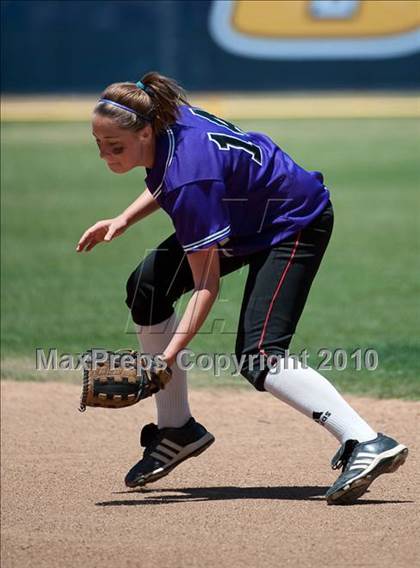 Thumbnail 2 in Santana vs University City (CIF SDS D3 Final) photogallery.