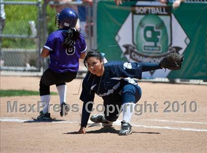 Thumbnail 2 in Santana vs University City (CIF SDS D3 Final) photogallery.