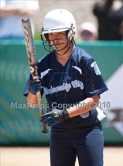 Thumbnail 1 in Santana vs University City (CIF SDS D3 Final) photogallery.