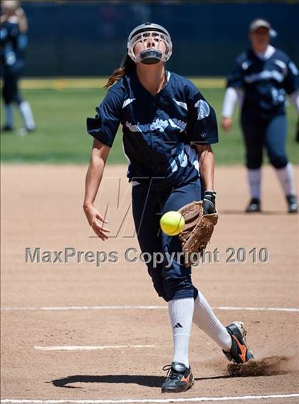 Thumbnail 3 in Santana vs University City (CIF SDS D3 Final) photogallery.