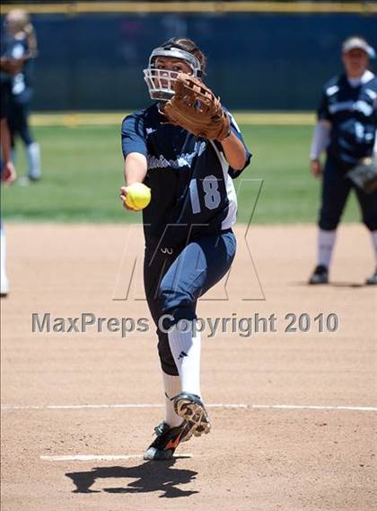 Thumbnail 2 in Santana vs University City (CIF SDS D3 Final) photogallery.