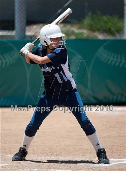 Thumbnail 3 in Santana vs University City (CIF SDS D3 Final) photogallery.