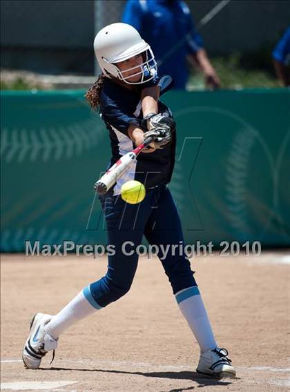 Thumbnail 1 in Santana vs University City (CIF SDS D3 Final) photogallery.