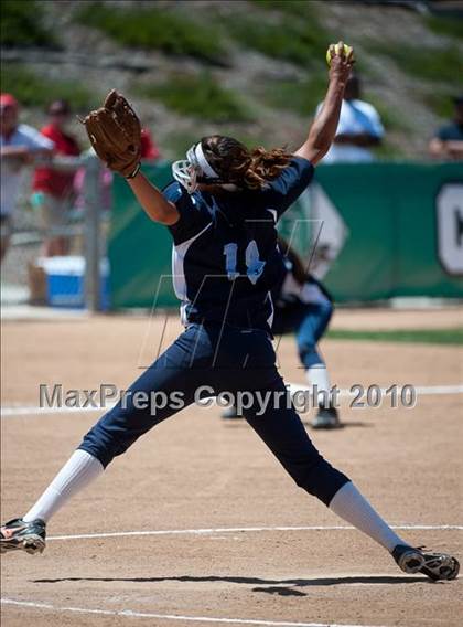 Thumbnail 3 in Santana vs University City (CIF SDS D3 Final) photogallery.
