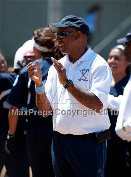 Thumbnail 1 in Santana vs University City (CIF SDS D3 Final) photogallery.