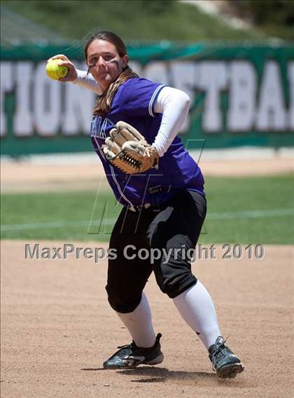 Thumbnail 2 in Santana vs University City (CIF SDS D3 Final) photogallery.