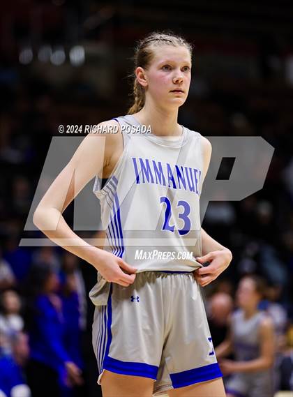 Thumbnail 1 in Immanuel vs. Mendota (CIF CS Basketball Championships D IV) photogallery.