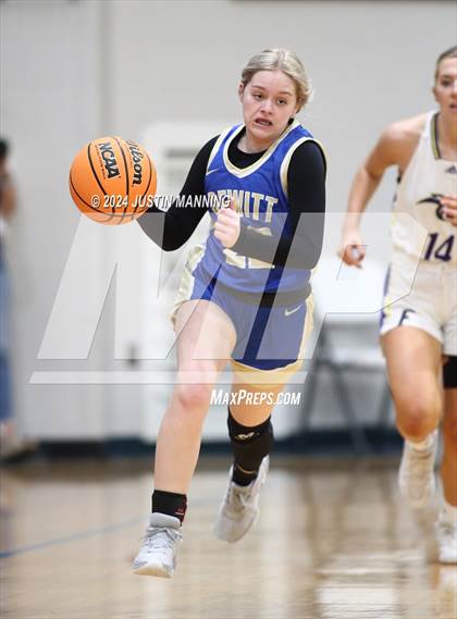 Thumbnail 1 in Fouke vs. DeWitt (AAA 3A-4 Regional Round 1) photogallery.