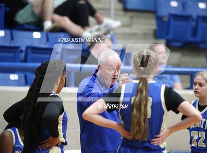 Thumbnail 1 in Fouke vs. DeWitt (AAA 3A-4 Regional Round 1) photogallery.