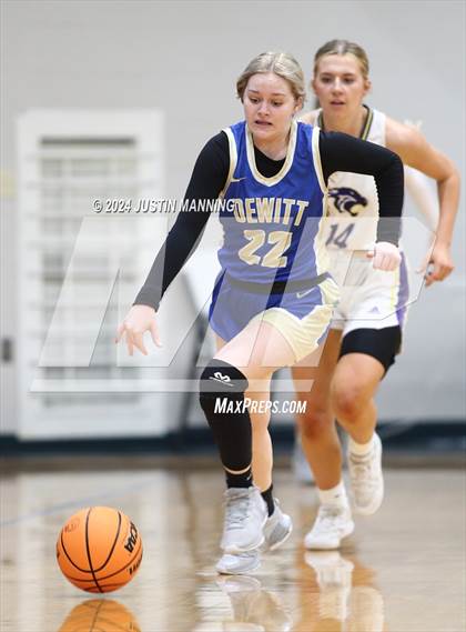 Thumbnail 2 in Fouke vs. DeWitt (AAA 3A-4 Regional Round 1) photogallery.