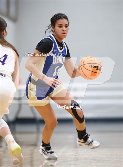 Thumbnail 3 in Fouke vs. DeWitt (AAA 3A-4 Regional Round 1) photogallery.