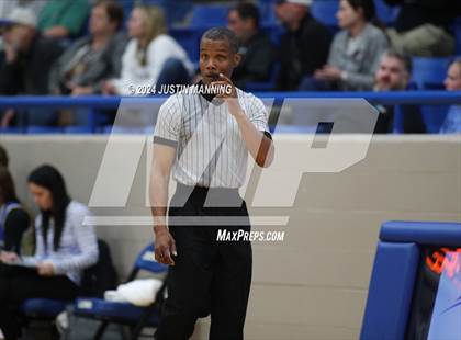 Thumbnail 1 in Fouke vs. DeWitt (AAA 3A-4 Regional Round 1) photogallery.