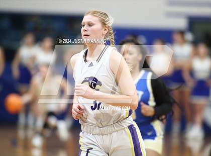 Thumbnail 1 in Fouke vs. DeWitt (AAA 3A-4 Regional Round 1) photogallery.