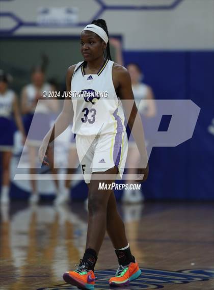 Thumbnail 2 in Fouke vs. DeWitt (AAA 3A-4 Regional Round 1) photogallery.