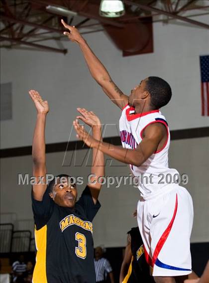 Thumbnail 1 in Marshall vs. Duncanville (McDonalds Texas Invitational) photogallery.