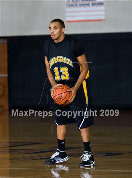 Thumbnail 1 in Marshall vs. Duncanville (McDonalds Texas Invitational) photogallery.