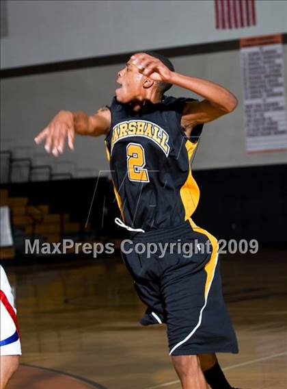 Thumbnail 1 in Marshall vs. Duncanville (McDonalds Texas Invitational) photogallery.