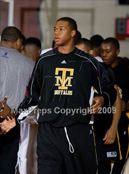 Thumbnail 3 in Marshall vs. Duncanville (McDonalds Texas Invitational) photogallery.