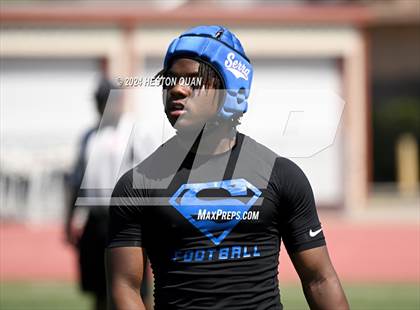 Thumbnail 2 in Serra vs. San Clemente (Brave 8 Invitational) photogallery.