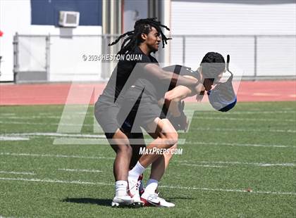 Thumbnail 2 in Serra vs. San Clemente (Brave 8 Invitational) photogallery.