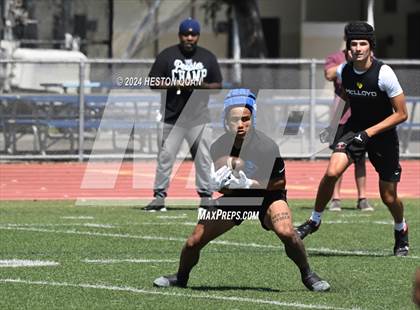 Thumbnail 3 in Serra vs. San Clemente (Brave 8 Invitational) photogallery.
