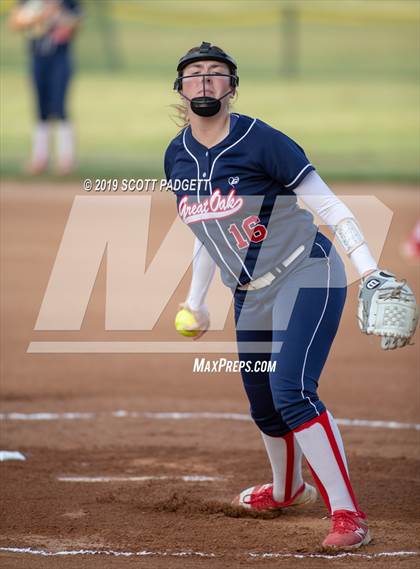 Thumbnail 3 in Mater Dei Catholic vs. Great Oak (Michelle Carew Classic) photogallery.