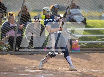 Thumbnail 1 in Mater Dei Catholic vs. Great Oak (Michelle Carew Classic) photogallery.