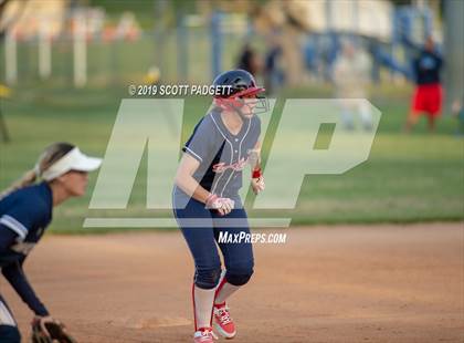 Thumbnail 2 in Mater Dei Catholic vs. Great Oak (Michelle Carew Classic) photogallery.