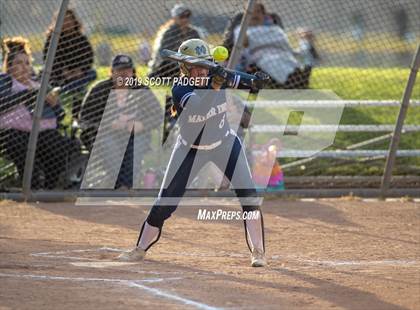 Thumbnail 3 in Mater Dei Catholic vs. Great Oak (Michelle Carew Classic) photogallery.